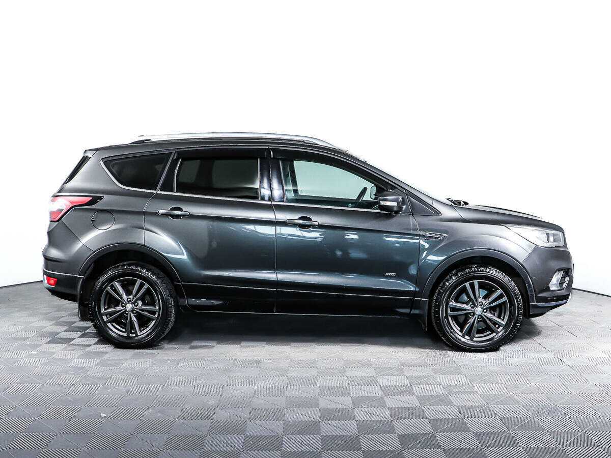 Ford Kuga с пробегом — 2017 год. Фото: #3