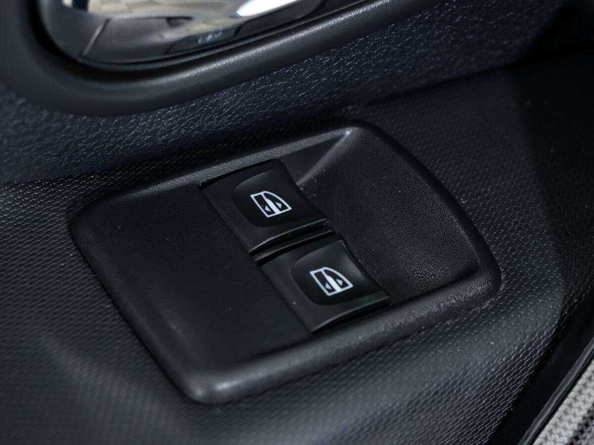 Renault Logan с пробегом — 2020 год. Фото: #14