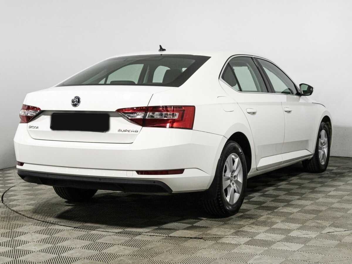 Skoda Superb с пробегом — 2016 год. Фото: #4