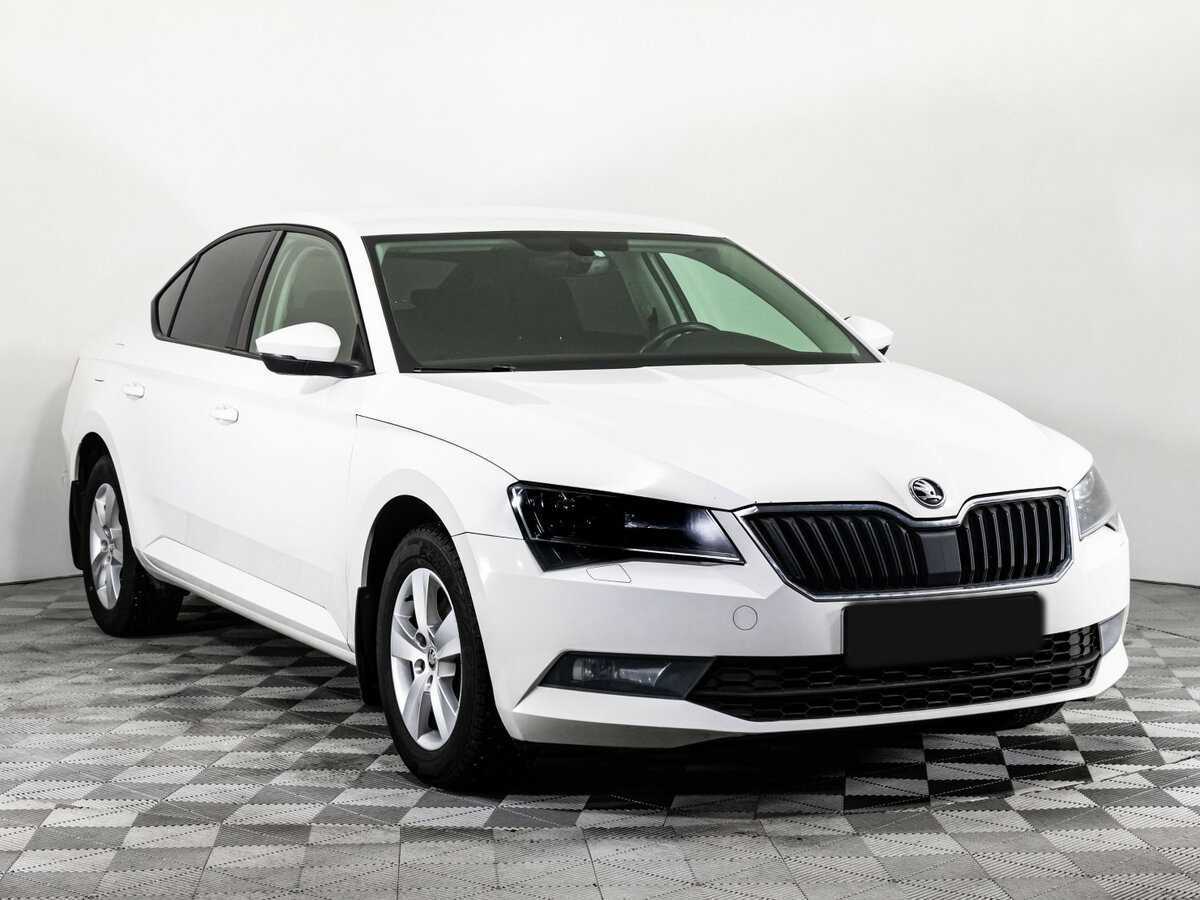 Skoda Superb с пробегом — 2018 год. Фото: #2