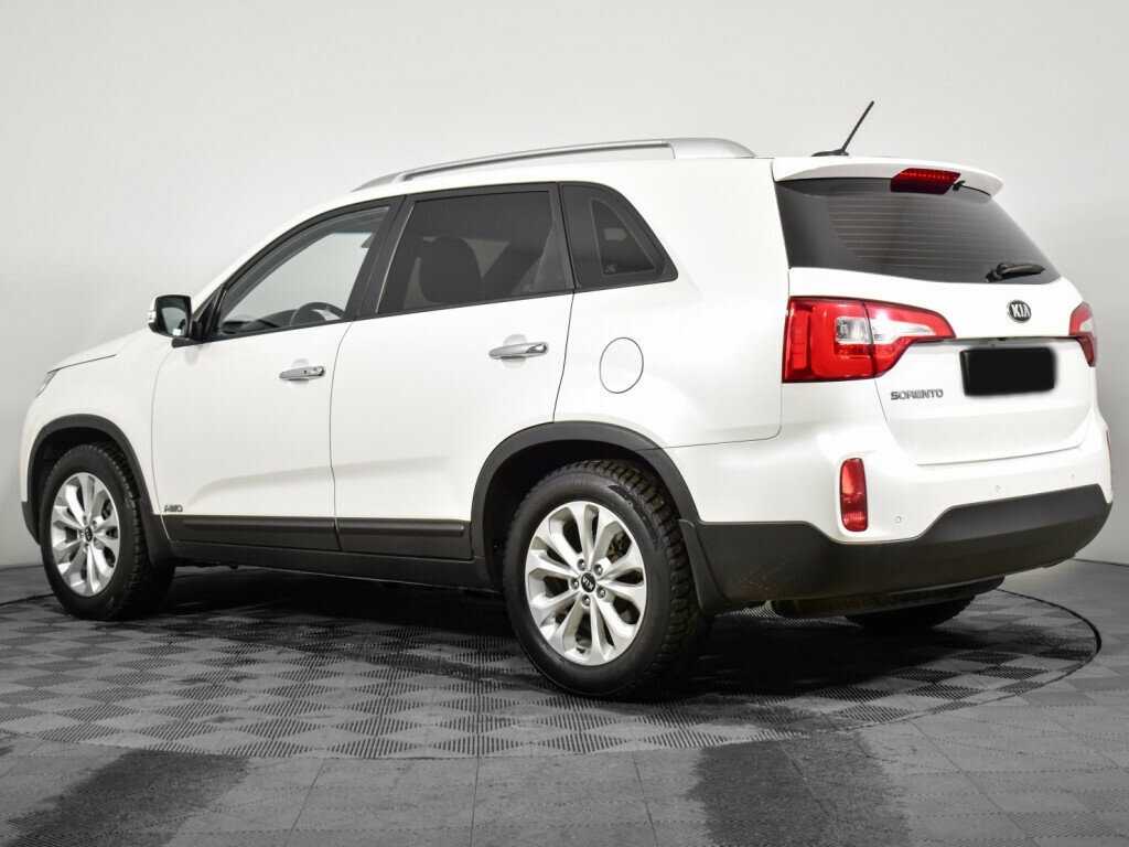 Kia Sorento с пробегом — 2017 год. Фото: #6