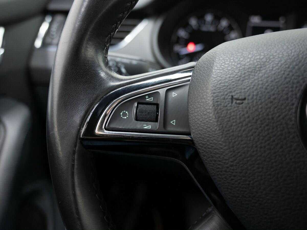 Skoda Octavia с пробегом — 2013 год. Фото: #18