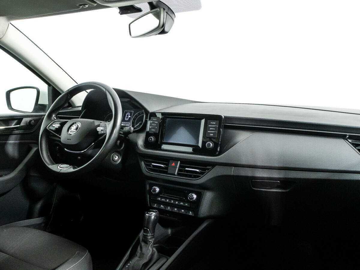 Skoda Rapid с пробегом — 2020 год. Фото: #8