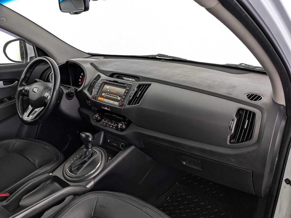 Kia Sportage с пробегом — 2012 год. Фото: #12
