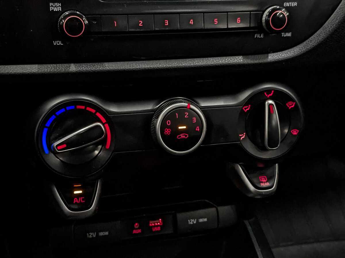 Kia Rio с пробегом — 2020 год. Фото: #19