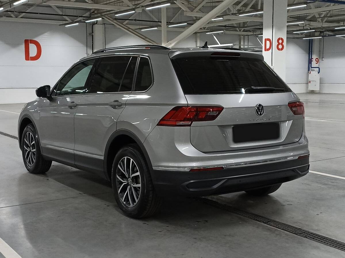 Volkswagen Tiguan с пробегом — 2021 год. Фото: #6