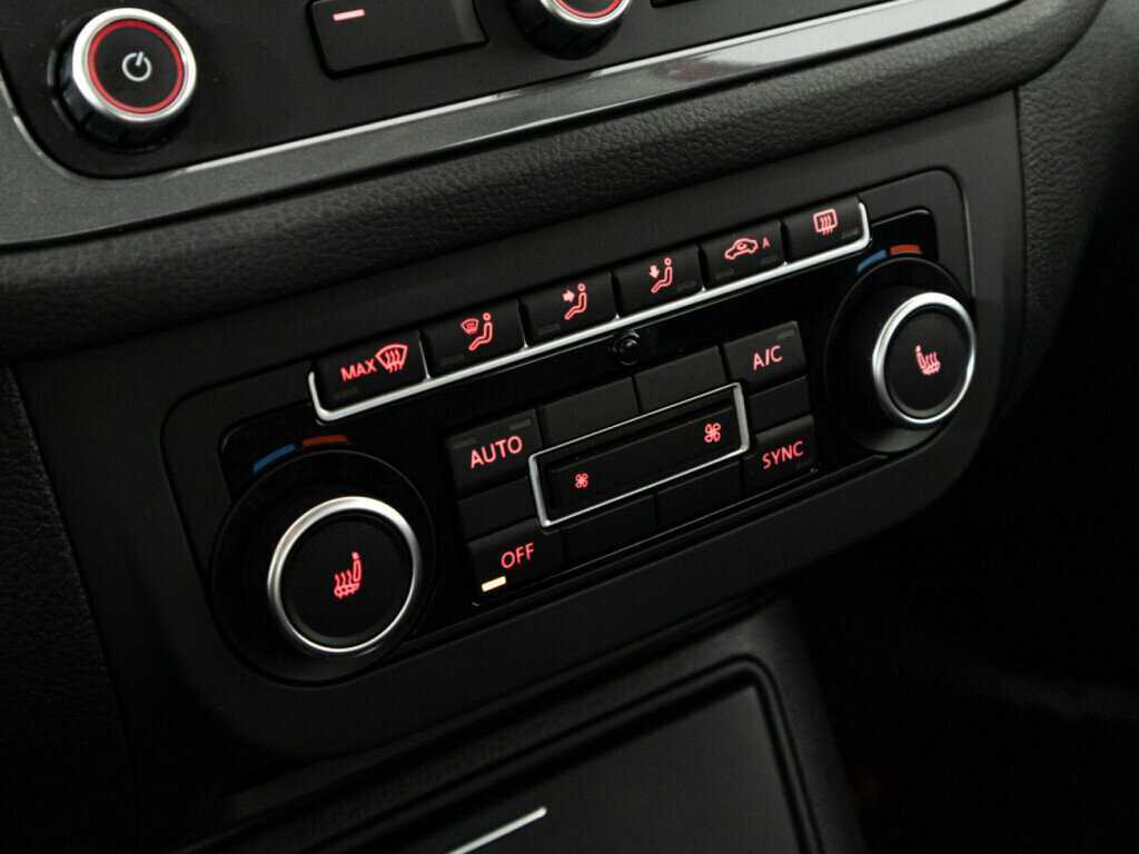 Volkswagen Tiguan с пробегом — 2012 год. Фото: #15