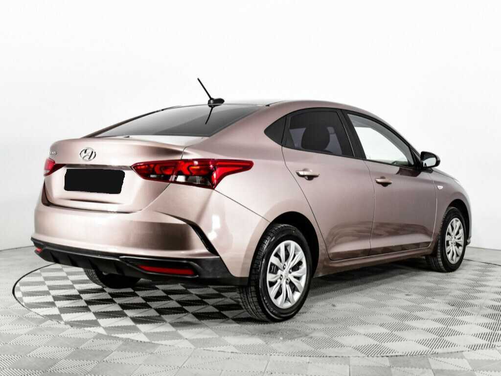 Hyundai Solaris с пробегом — 2020 год. Фото: #4