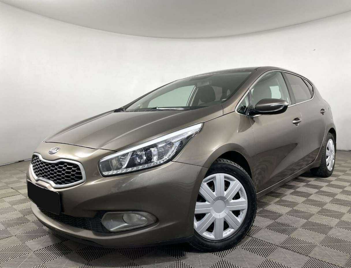 Kia Ceed с пробегом — 2013 год. Фото: #0