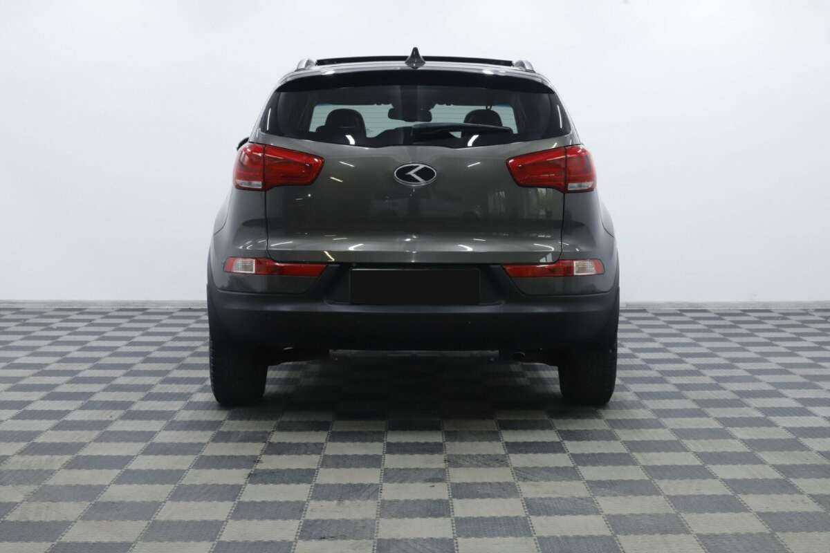 Kia Sportage с пробегом — 2015 год. Фото: #5