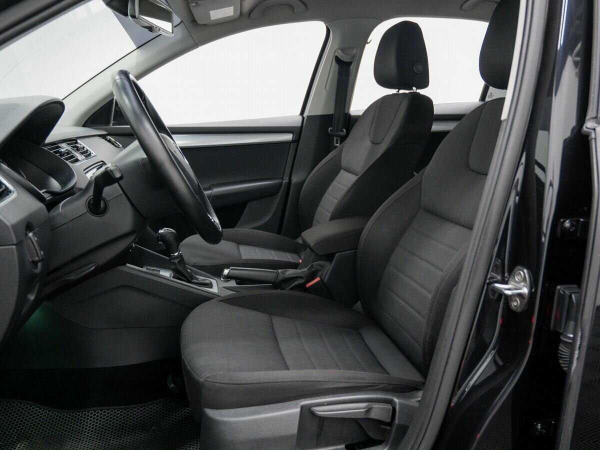 Skoda Octavia с пробегом — 2016 год. Фото: #13