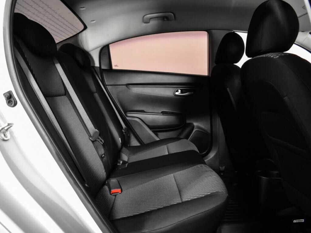 Kia Rio с пробегом — 2019 год. Фото: #9