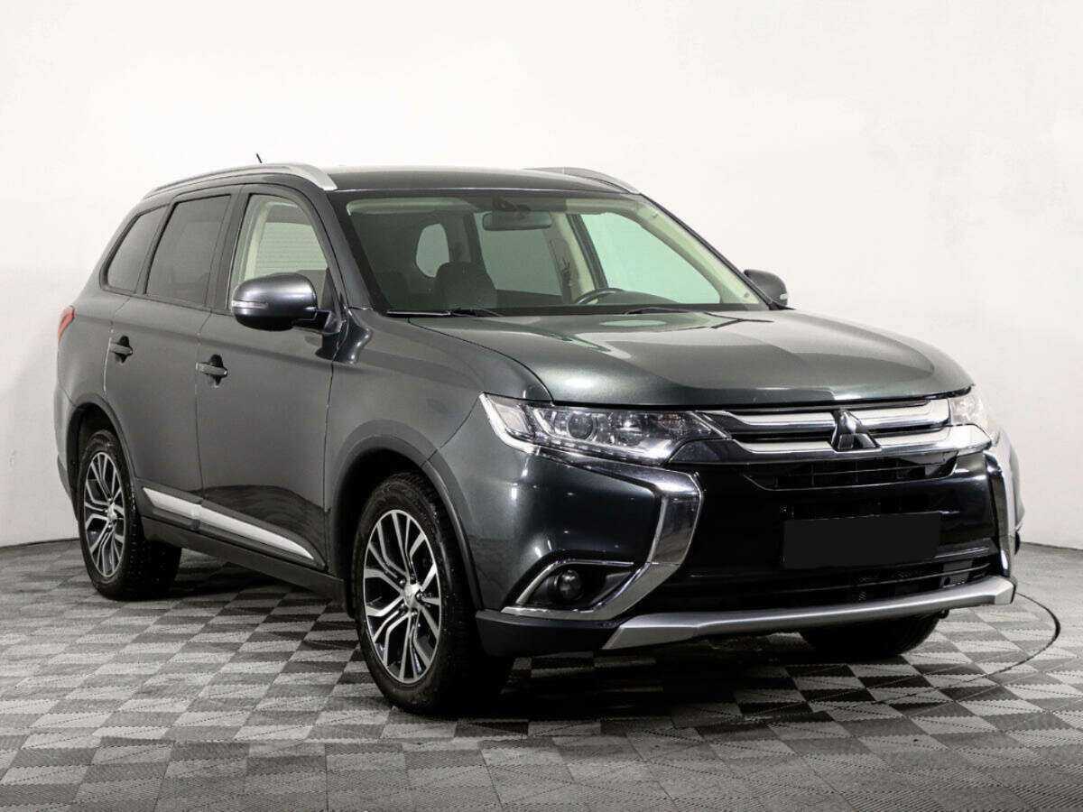 Mitsubishi Outlander с пробегом — 2016 год. Фото: #2
