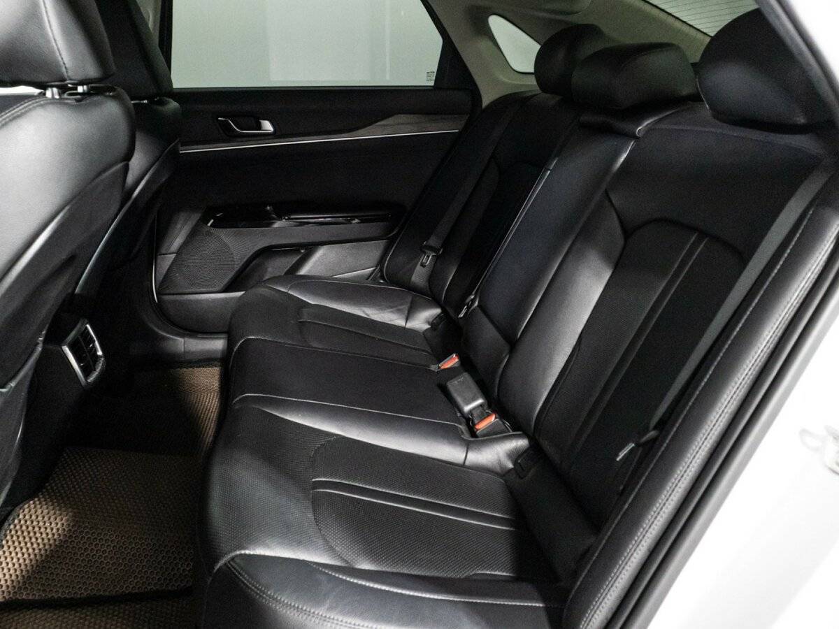 Kia K5 с пробегом — 2020 год. Фото: #10