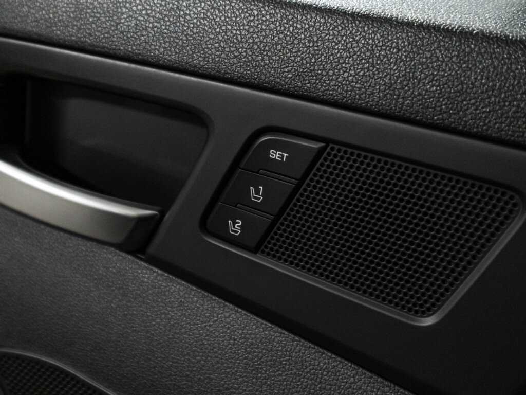 Hyundai Elantra с пробегом — 2019 год. Фото: #16