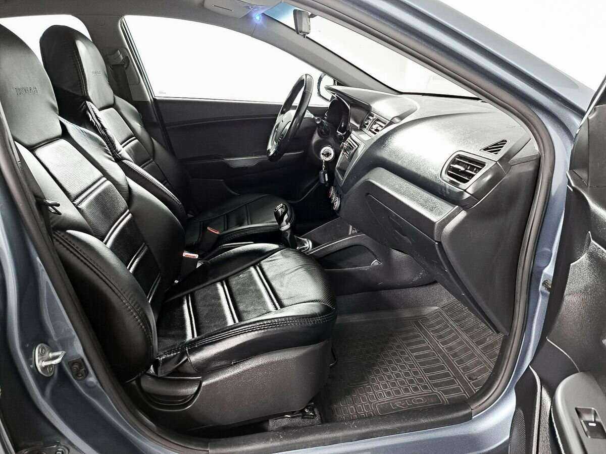 Kia Rio с пробегом — 2015 год. Фото: #8