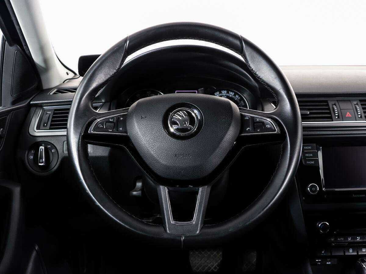 Skoda Rapid с пробегом — 2017 год. Фото: #7
