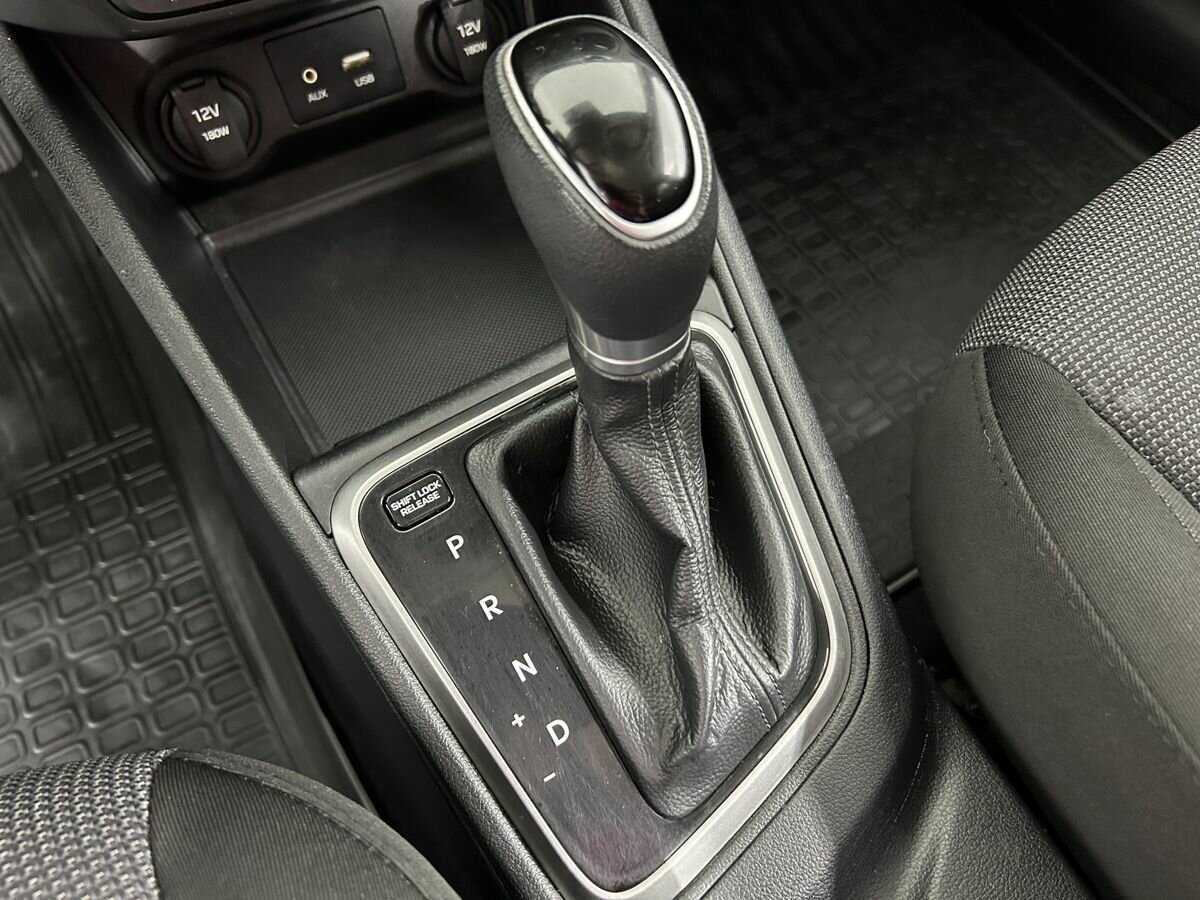 Hyundai Solaris с пробегом — 2017 год. Фото: #12