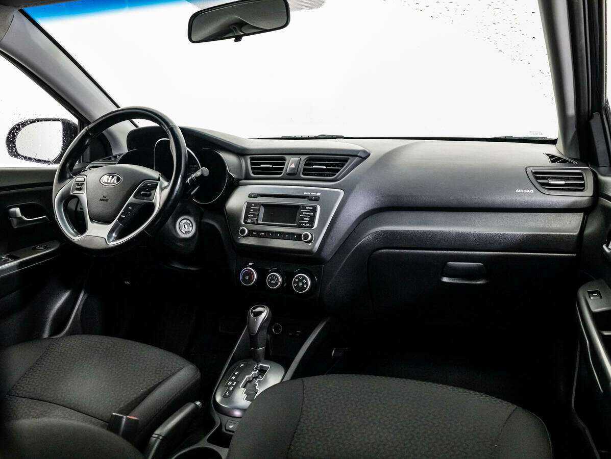 Kia Rio с пробегом — 2016 год. Фото: #8