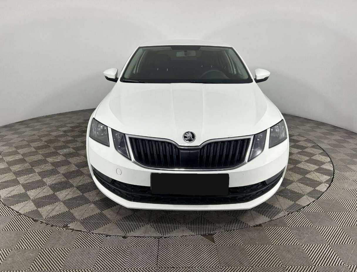 Skoda Octavia с пробегом — 2018 год. Фото: #1