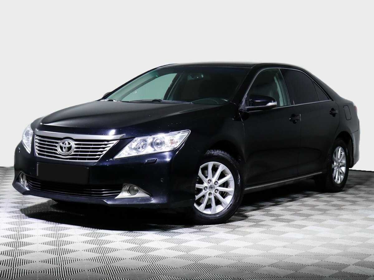 Toyota Camry с пробегом — 2013 год. Фото: #0