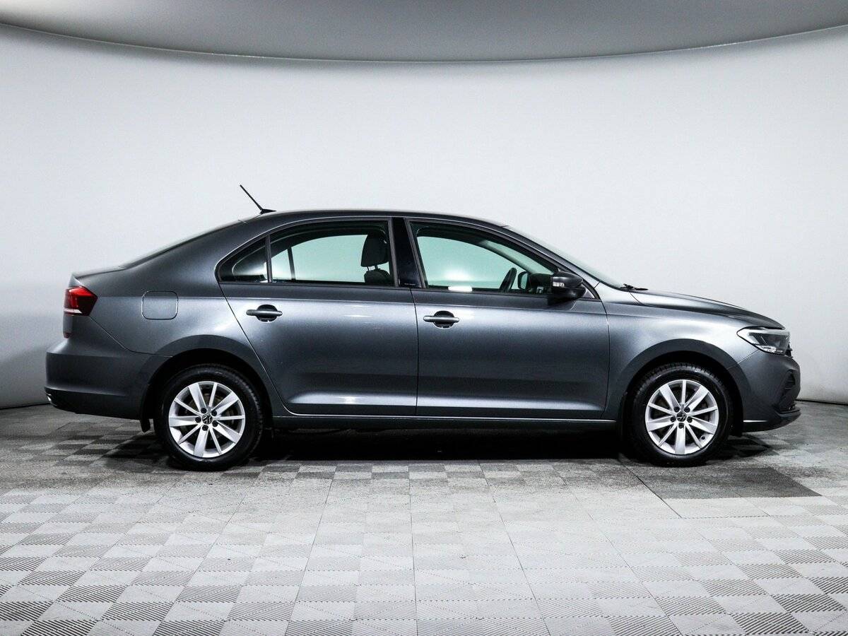 Volkswagen Polo с пробегом — 2022 год. Фото: #3
