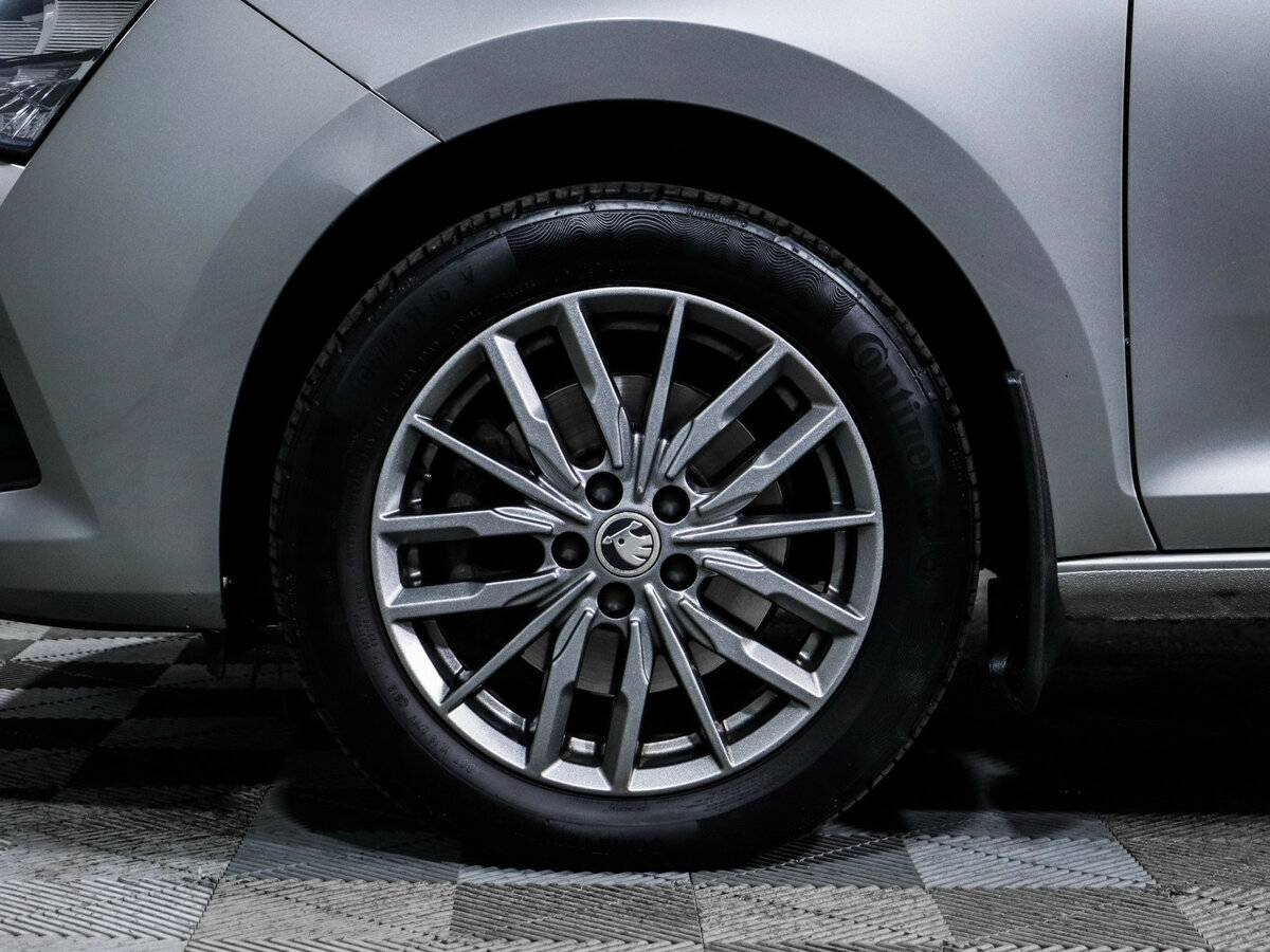 Skoda Rapid с пробегом — 2020 год. Фото: #12