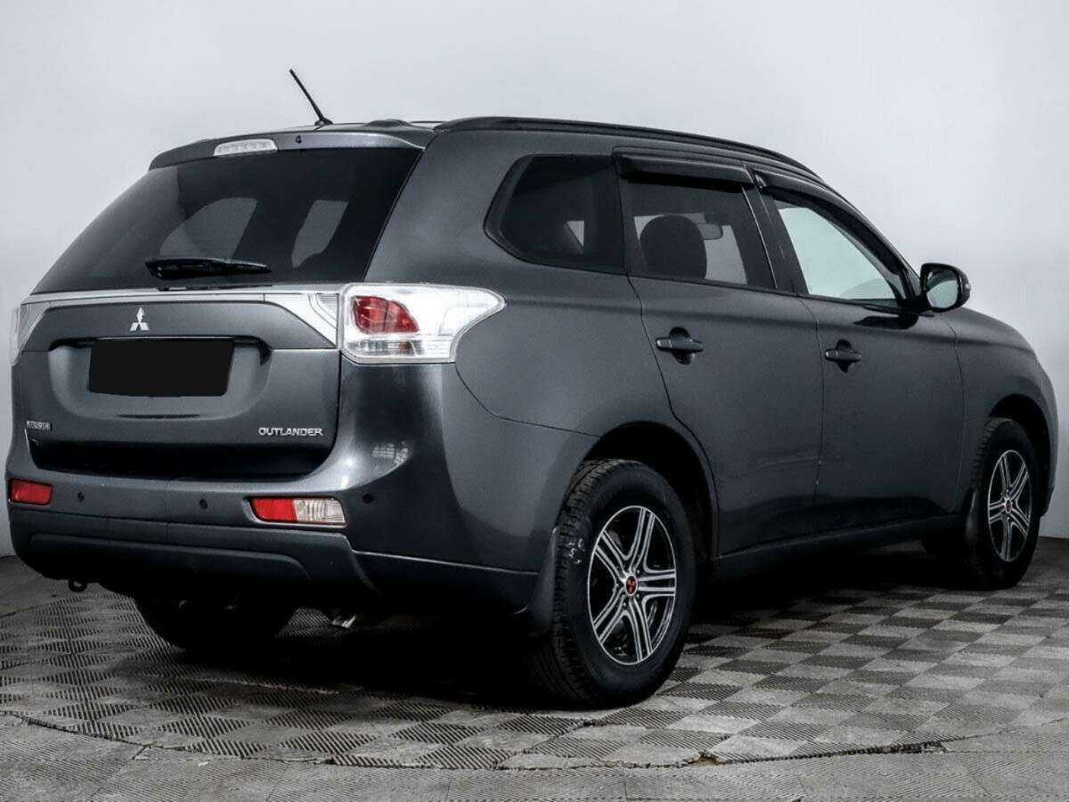 Mitsubishi Outlander с пробегом — 2013 год. Фото: #3