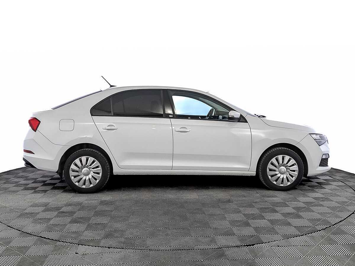 Skoda Rapid с пробегом — 2020 год. Фото: #3