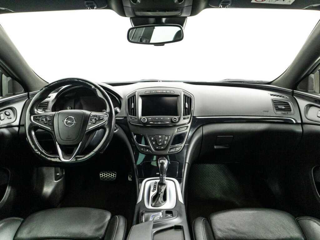 Opel Insignia с пробегом — 2014 год. Фото: #12