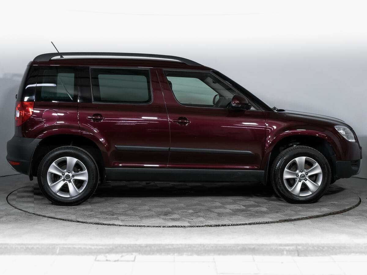 Skoda Yeti с пробегом — 2013 год. Фото: #3