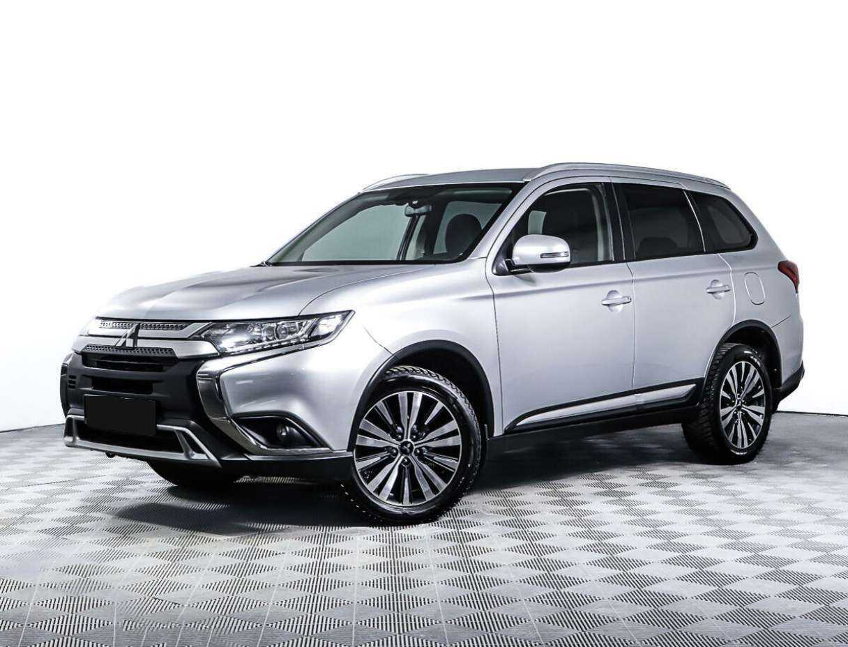 Mitsubishi Outlander с пробегом — 2019 год. Фото: #0