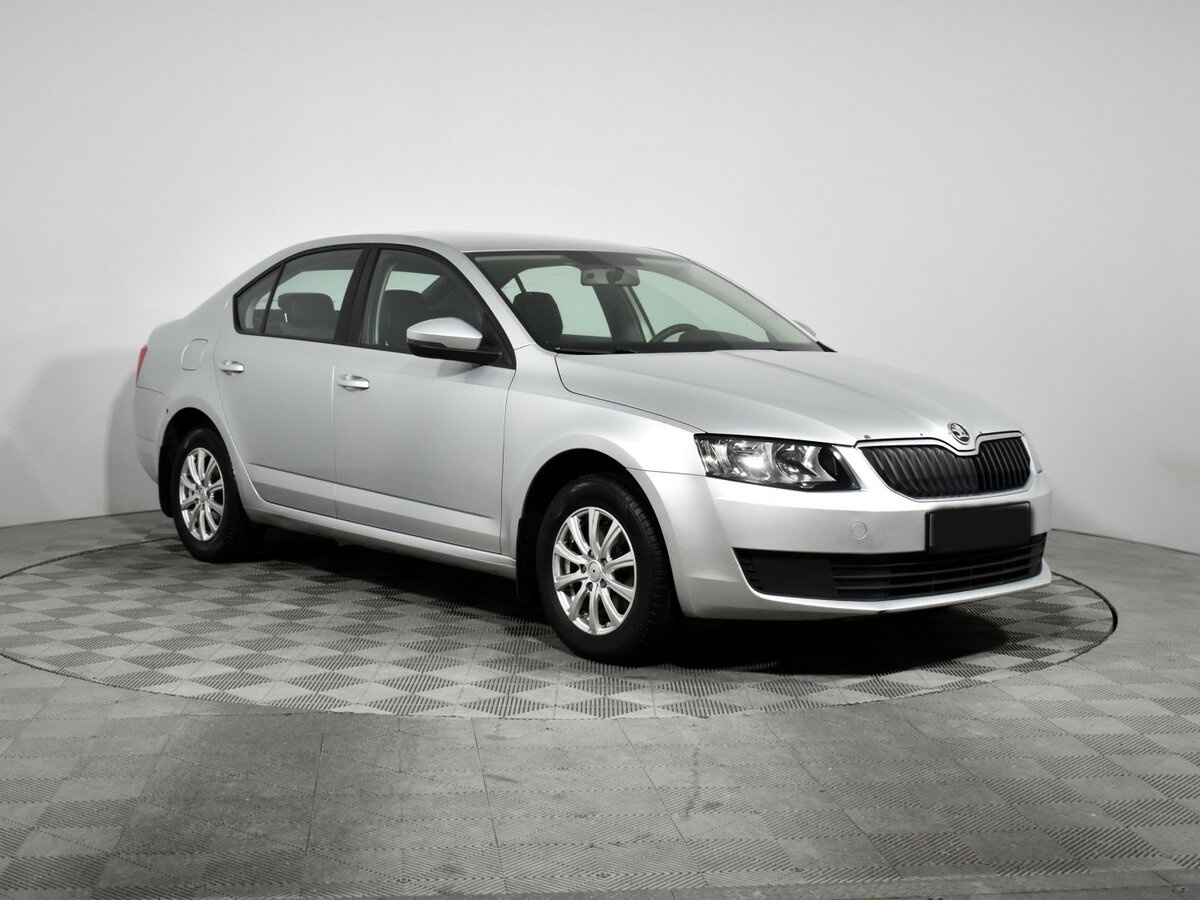 Skoda Octavia с пробегом — 2015 год. Фото: #2