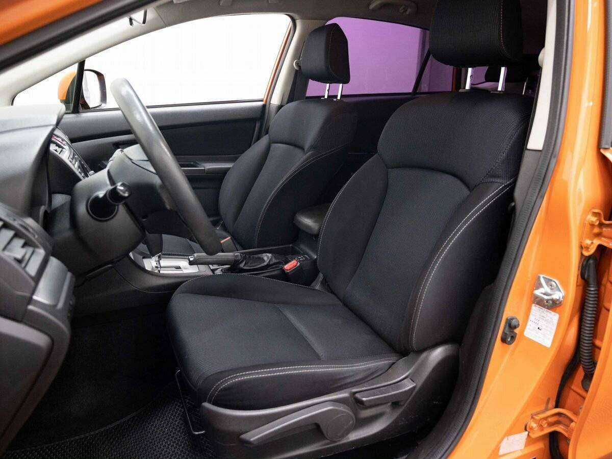 Subaru XV с пробегом — 2012 год. Фото: #7