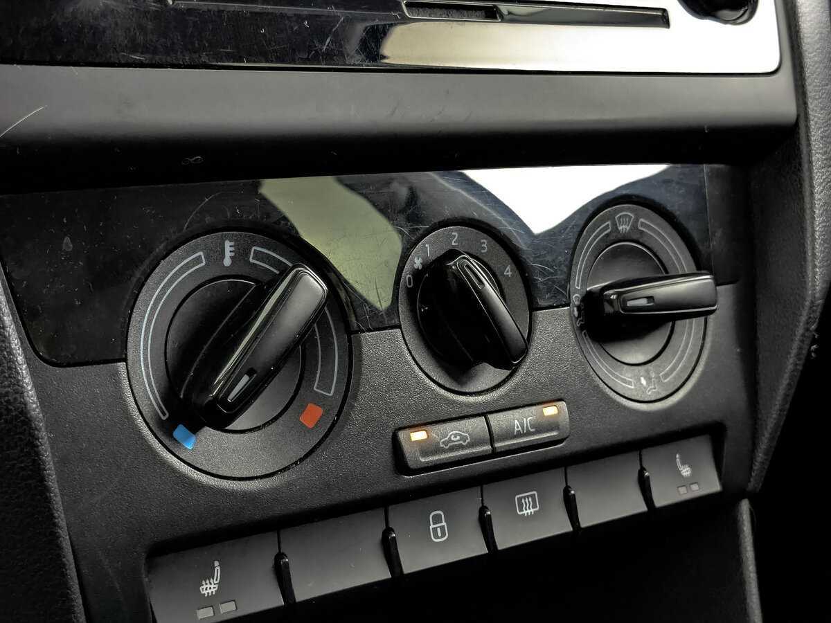 Skoda Rapid с пробегом — 2019 год. Фото: #16