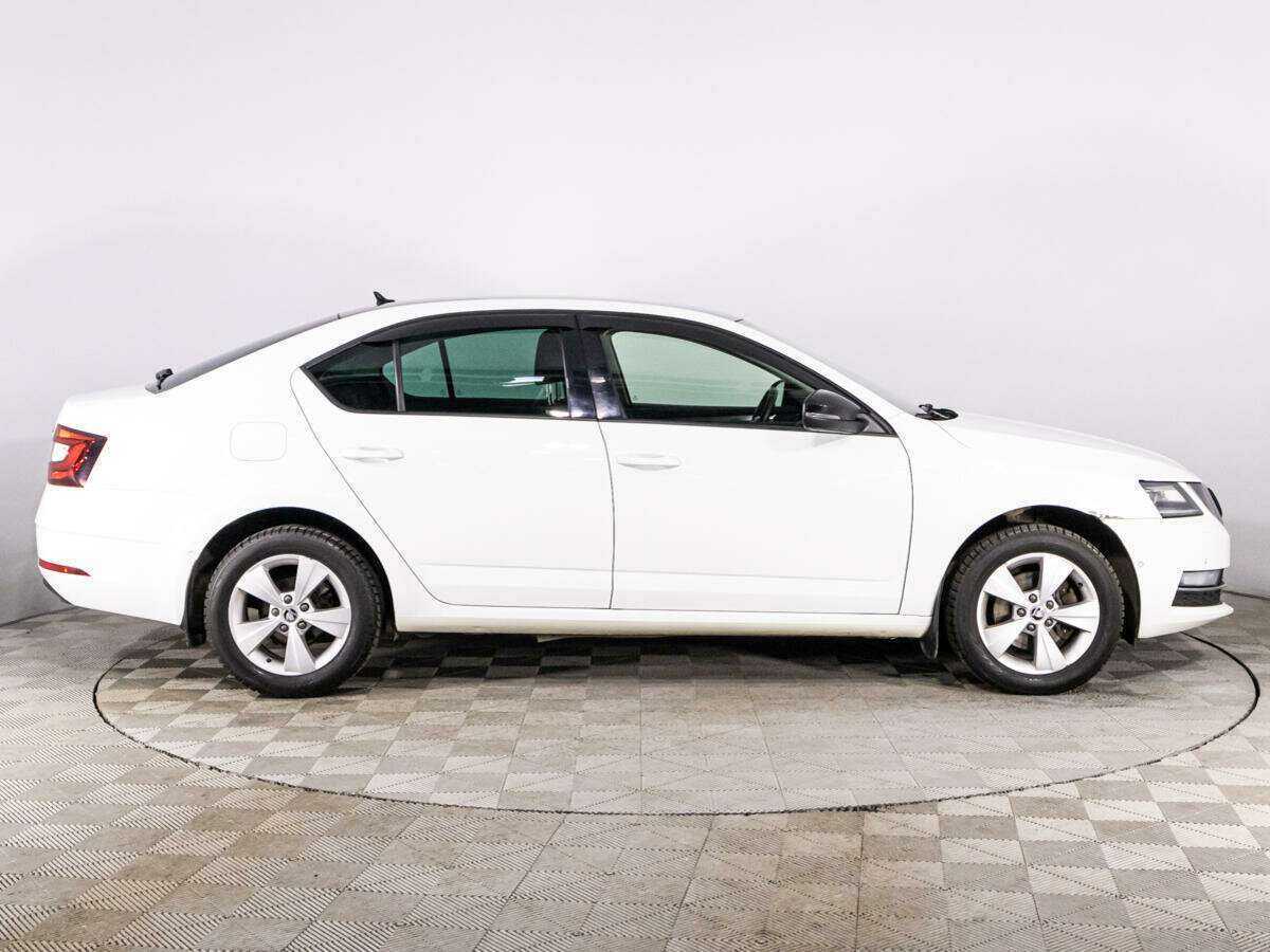 Skoda Octavia с пробегом — 2019 год. Фото: #3