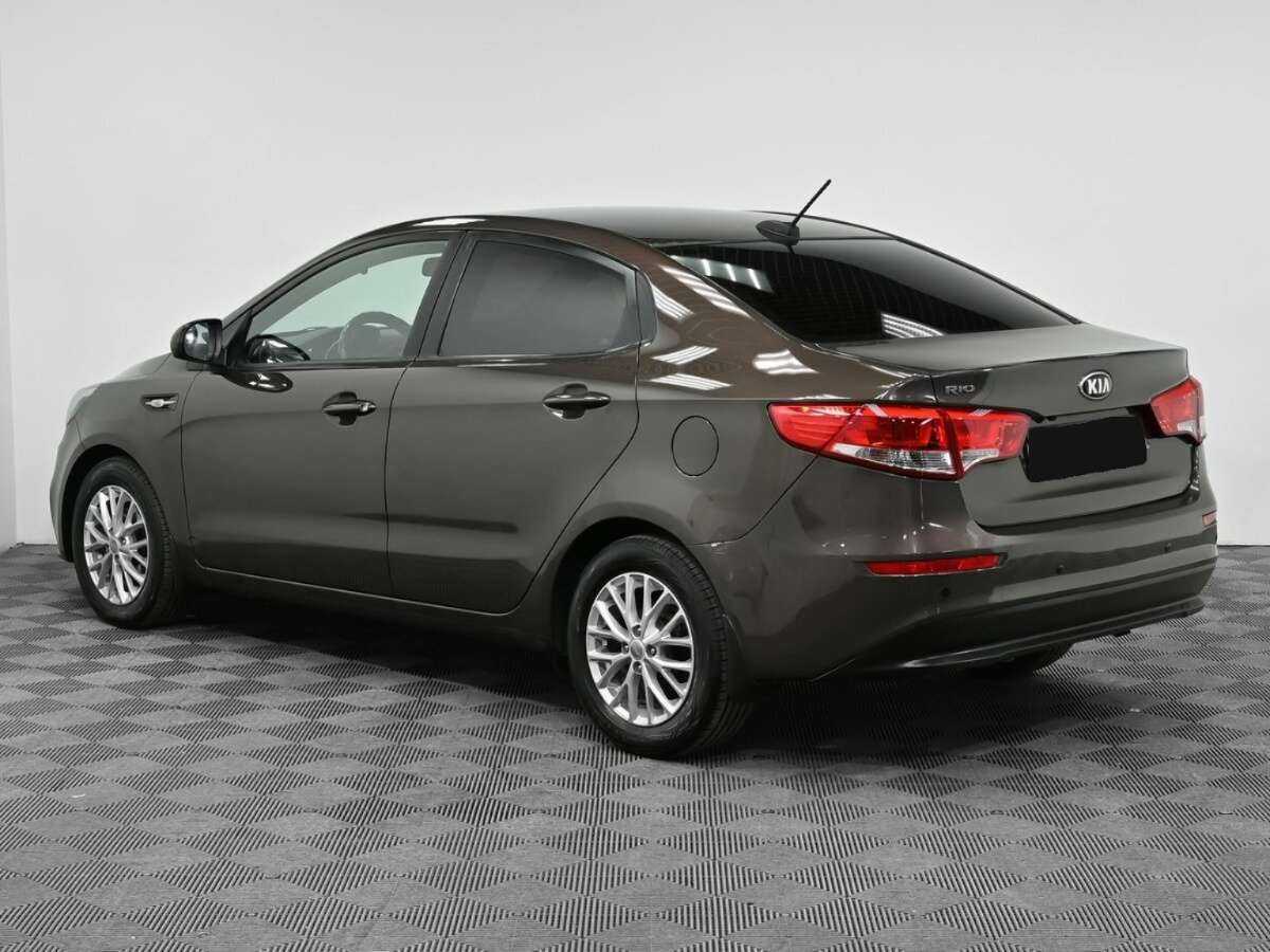 Kia Rio с пробегом — 2017 год. Фото: #3