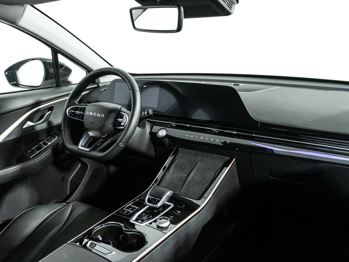 OMODA C5 с пробегом — 2023 год. Фото: #8