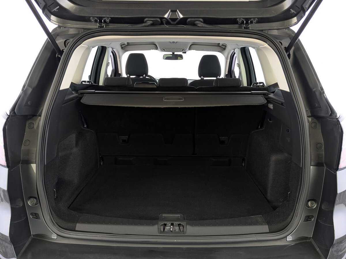 Ford Kuga с пробегом — 2018 год. Фото: #9