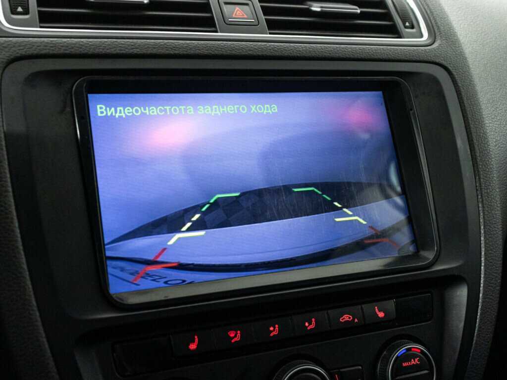 Volkswagen Jetta с пробегом — 2017 год. Фото: #15