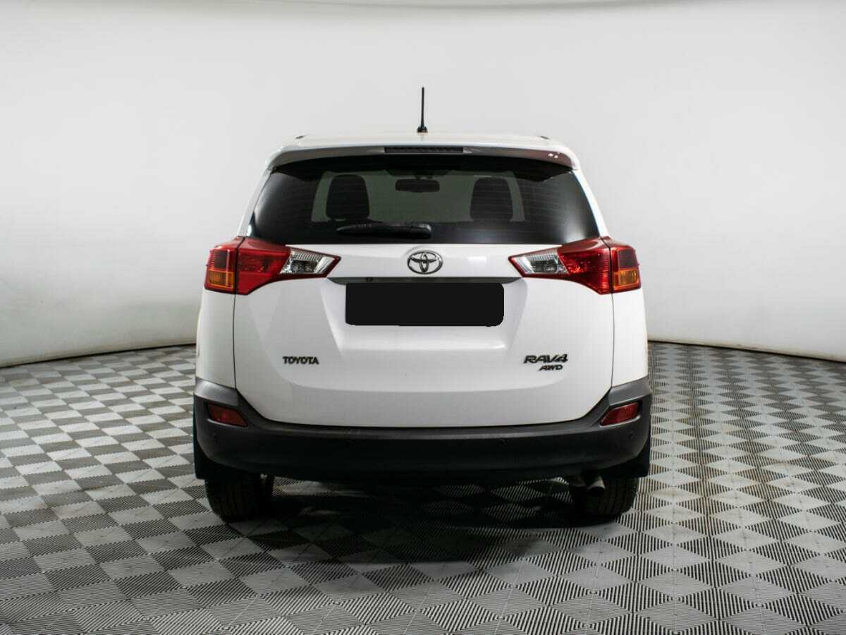 Toyota RAV4 с пробегом — 2013 год. Фото: #4