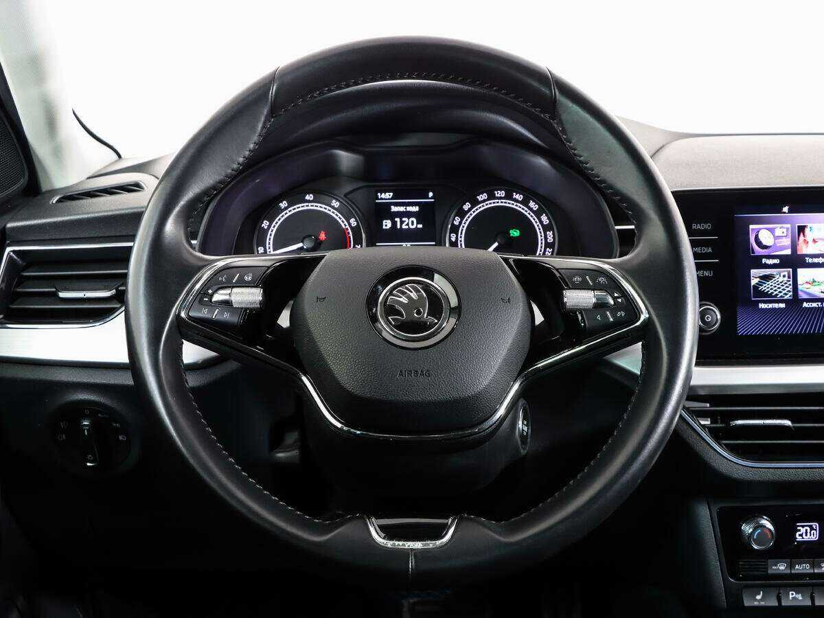 Skoda Rapid с пробегом — 2020 год. Фото: #11