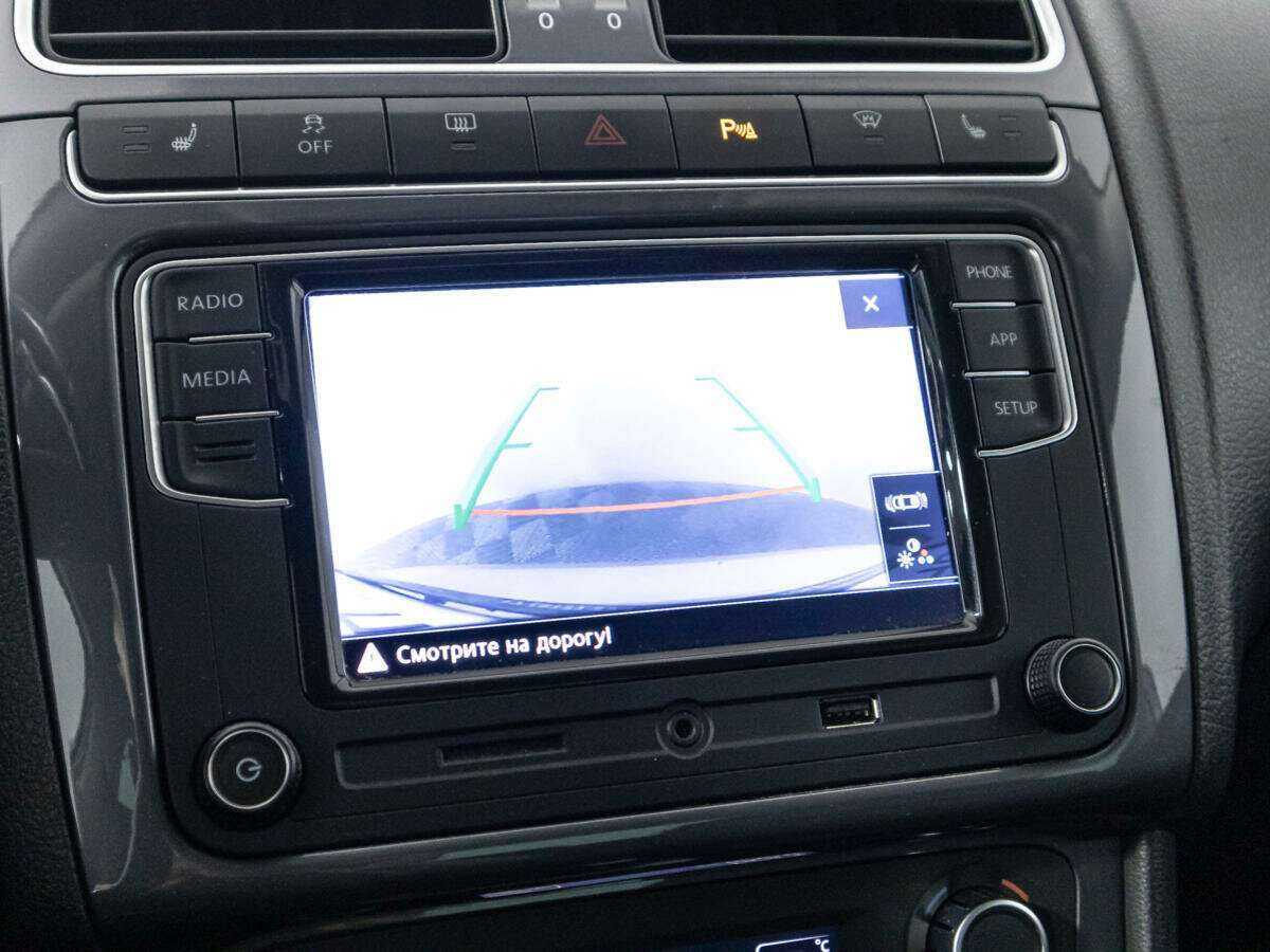 Volkswagen Polo с пробегом — 2019 год. Фото: #15