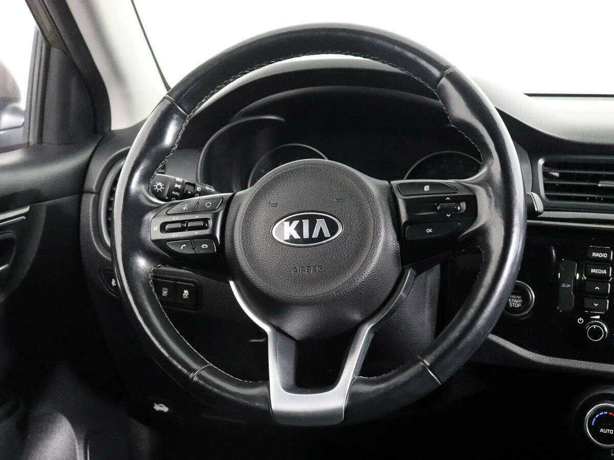 Kia Rio с пробегом — 2017 год. Фото: #12