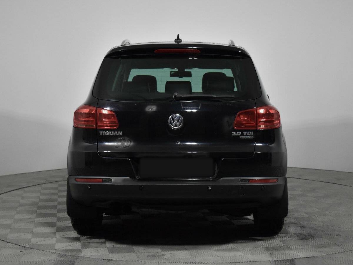 Volkswagen Tiguan с пробегом — 2012 год. Фото: #6