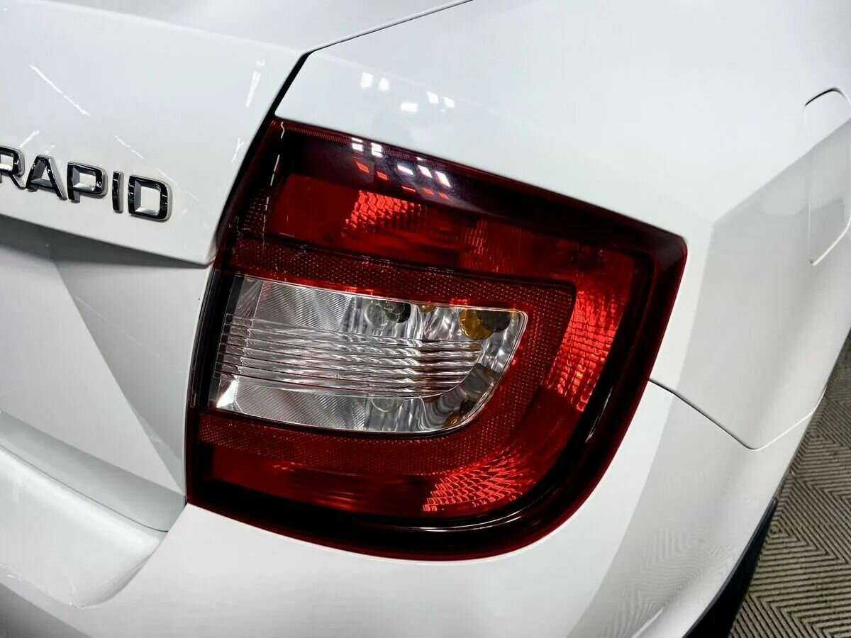 Skoda Rapid с пробегом — 2018 год. Фото: #17