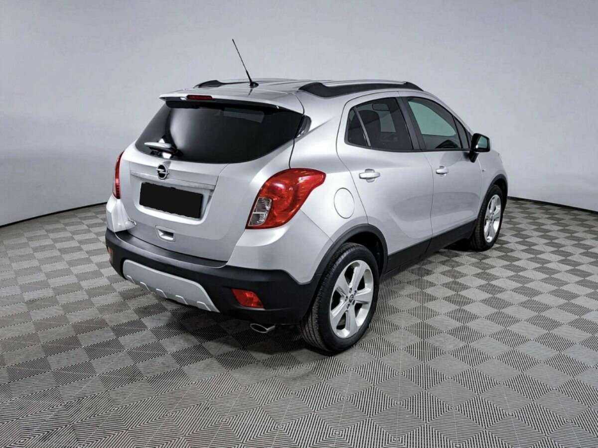 Opel Mokka с пробегом — 2013 год. Фото: #3