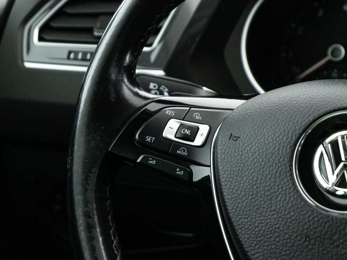 Volkswagen Tiguan с пробегом — 2017 год. Фото: #18