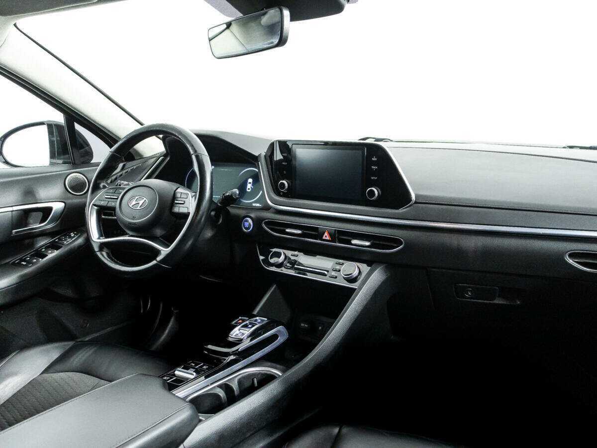 Hyundai Sonata с пробегом — 2019 год. Фото: #8