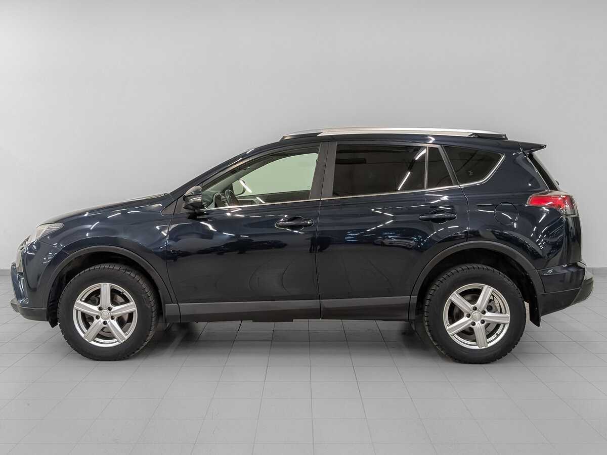 Toyota RAV4 с пробегом — 2017 год. Фото: #7
